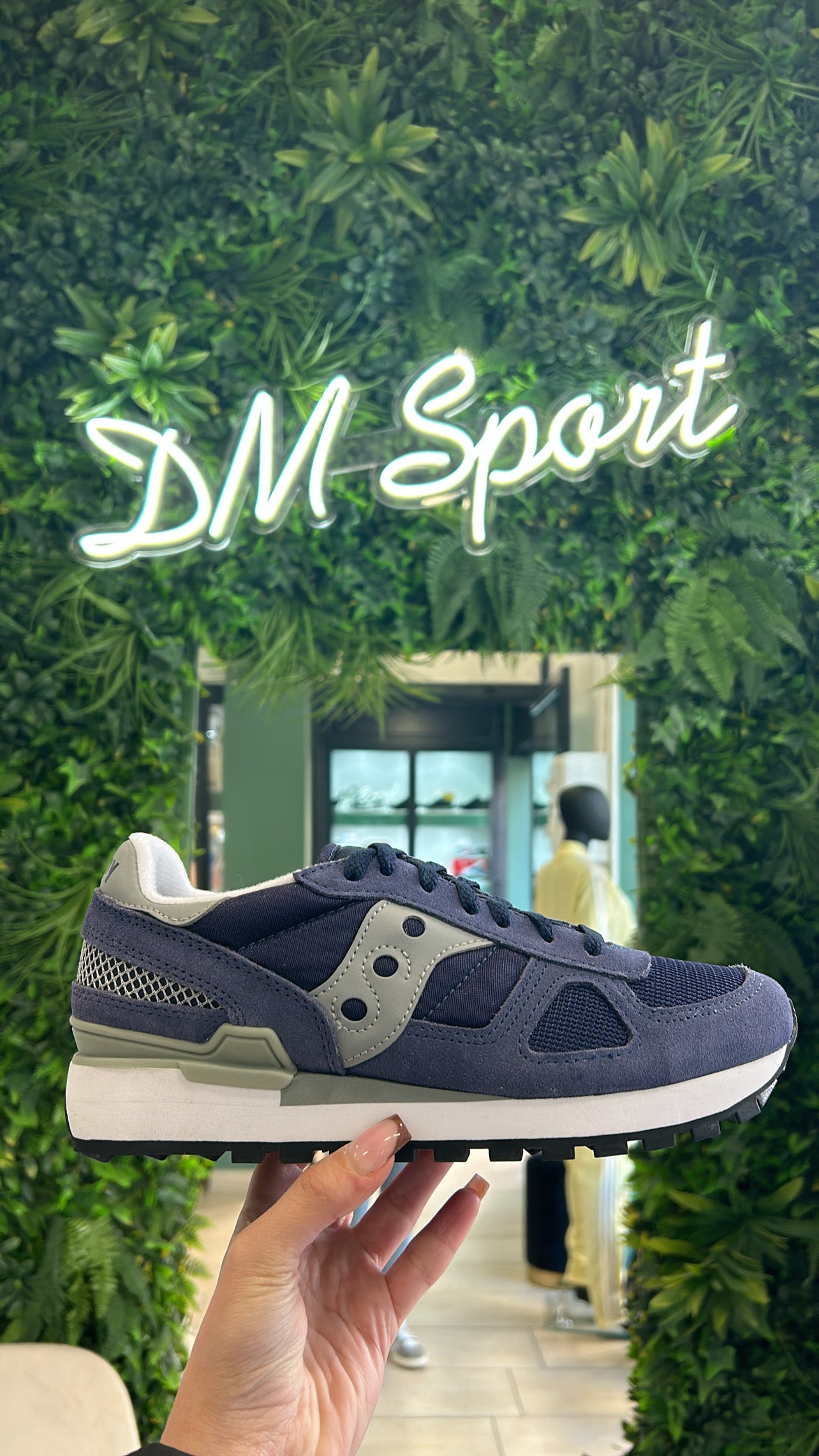 Saucony Shadow