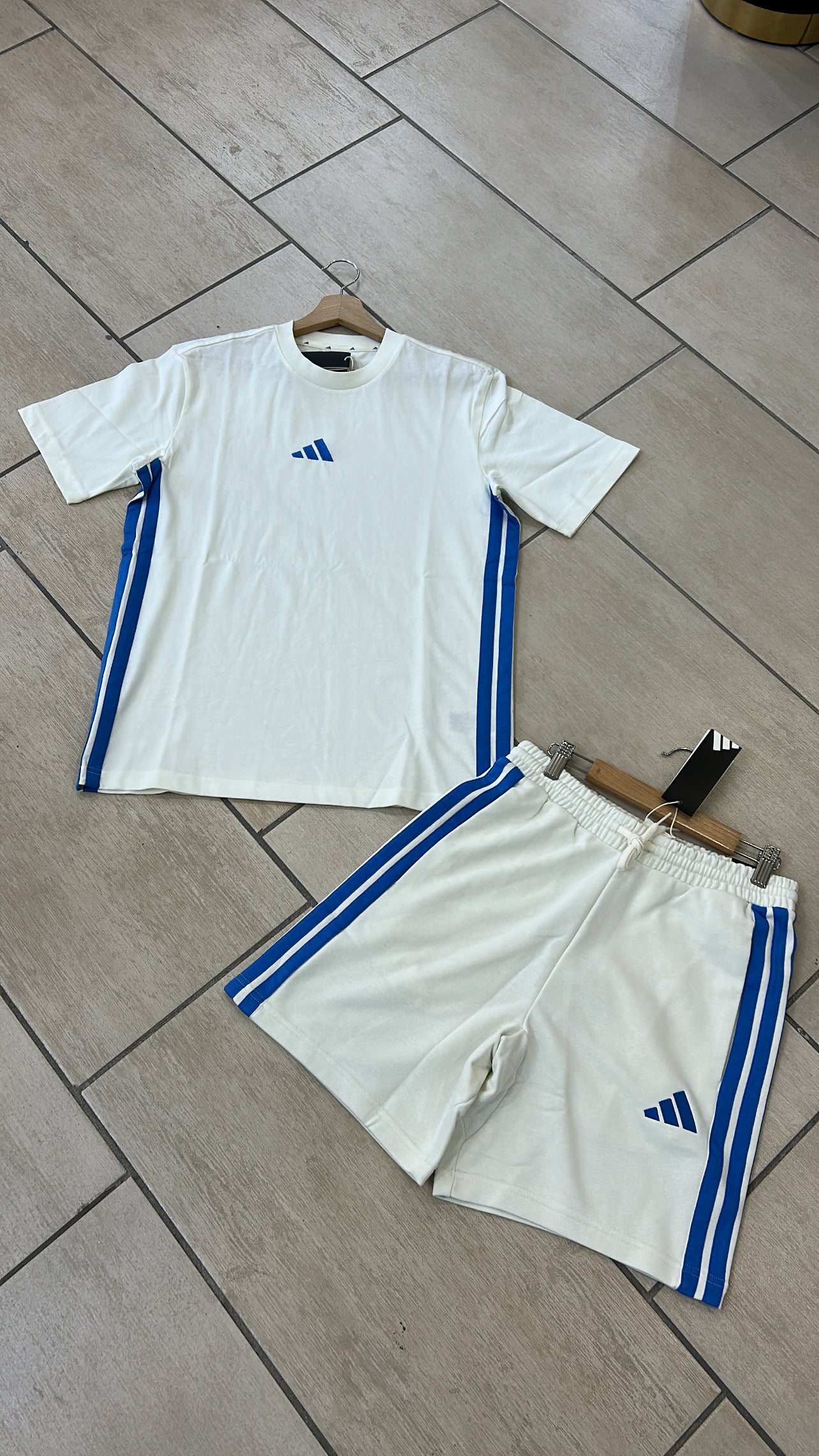 Completino Adidas