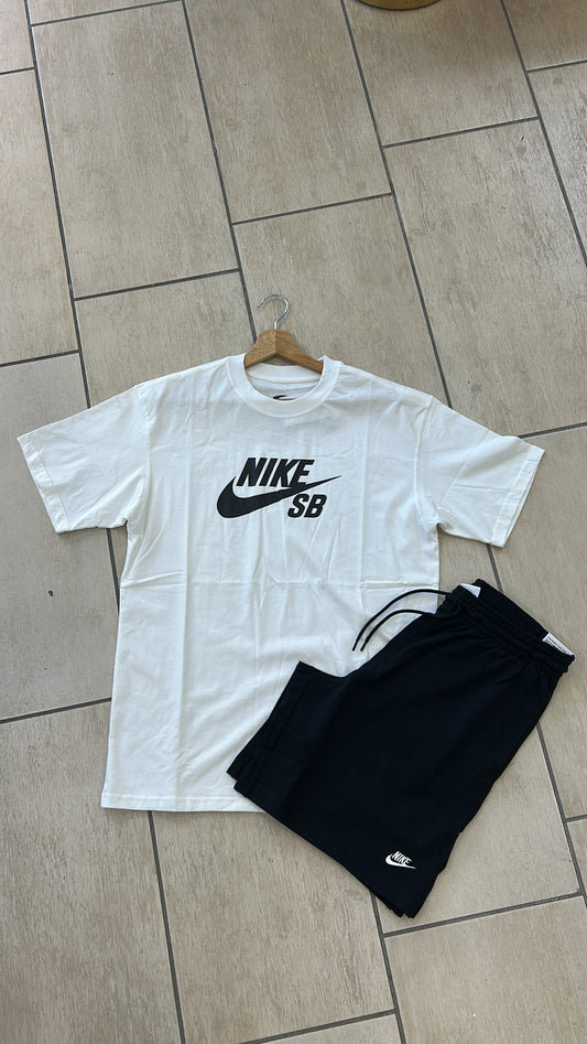 Completo Nike